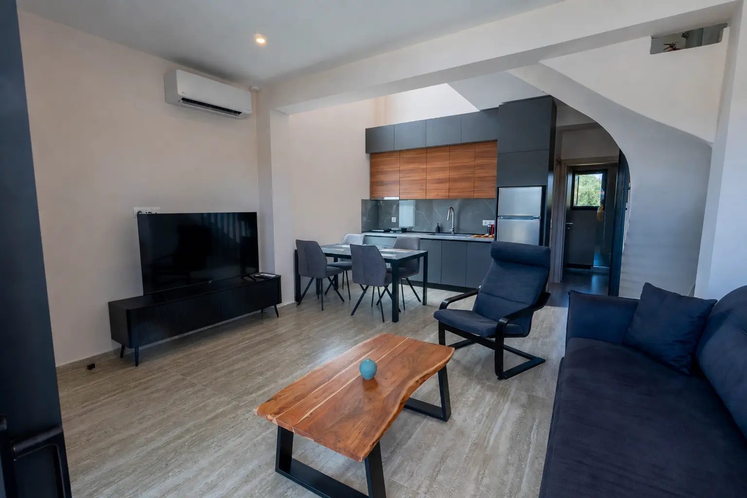 KYMA living and dining area